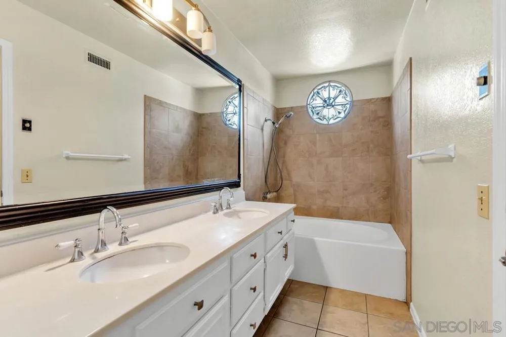 1861 Avenida Segovia Oceanside, CA 92056