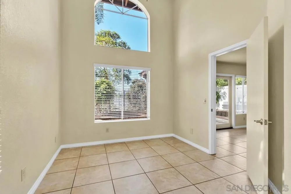1861 Avenida Segovia Oceanside, CA 92056