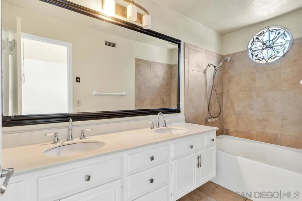 1861 Avenida Segovia Oceanside, CA 92056