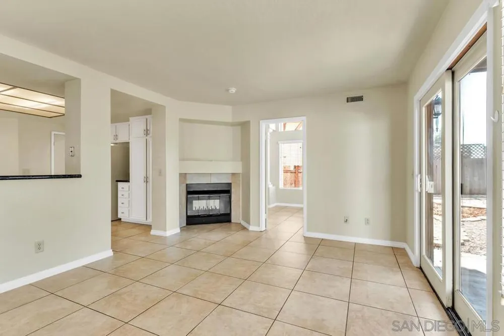 1861 Avenida Segovia Oceanside, CA 92056