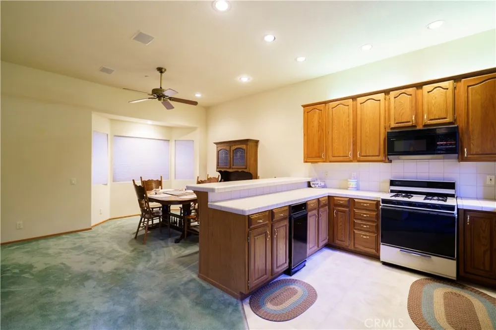 27381 Cottonwood Lane Lake Arrowhead, CA 92317