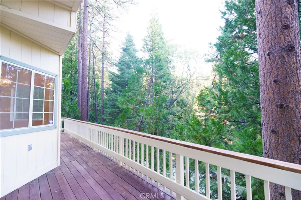 27381 Cottonwood Lane Lake Arrowhead, CA 92317
