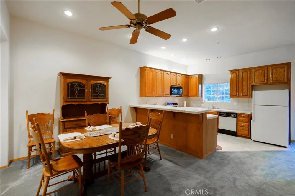 27381 Cottonwood Lane Lake Arrowhead, CA 92317