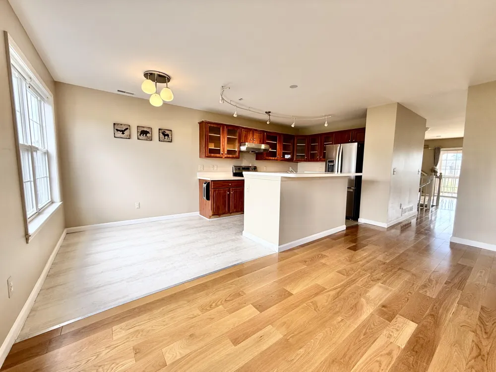 2737 Barclay Way Ann Arbor, MI 48105