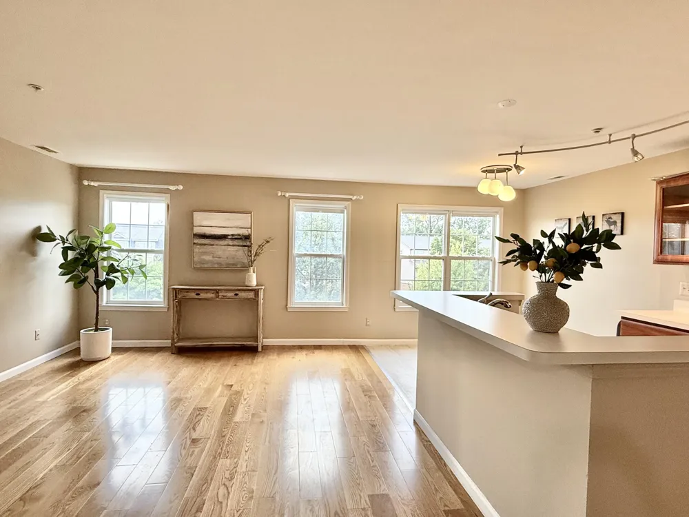 2737 Barclay Way Ann Arbor, MI 48105