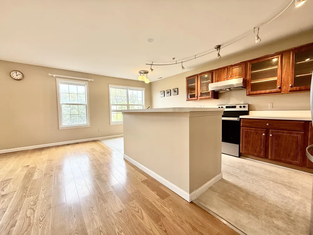 2737 Barclay Way Ann Arbor, MI 48105