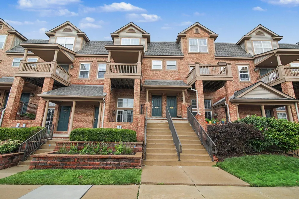 2737 Barclay Way Ann Arbor, MI 48105