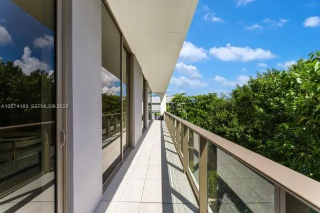 2678 Tigertail Ave #302 Miami, FL 33133