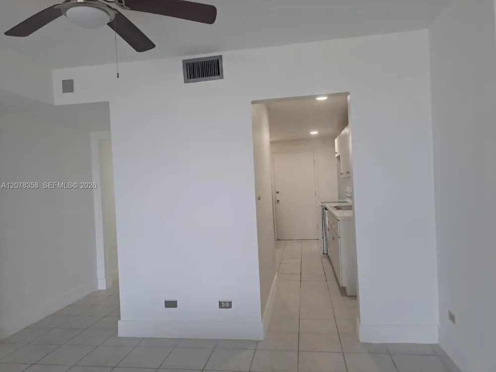3660 NE 166th St #705 North Miami Beach, FL 33160