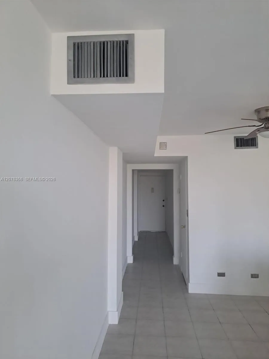 3660 NE 166th St #705 North Miami Beach, FL 33160