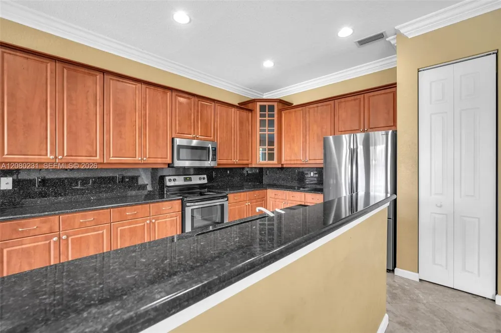 9345 Madewood Ct West Palm Beach, FL 33411