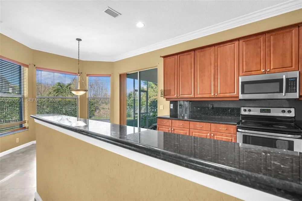 9345 Madewood Ct West Palm Beach, FL 33411