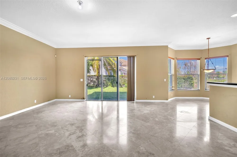 9345 Madewood Ct West Palm Beach, FL 33411