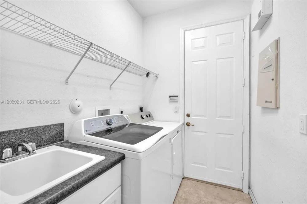 9345 Madewood Ct West Palm Beach, FL 33411
