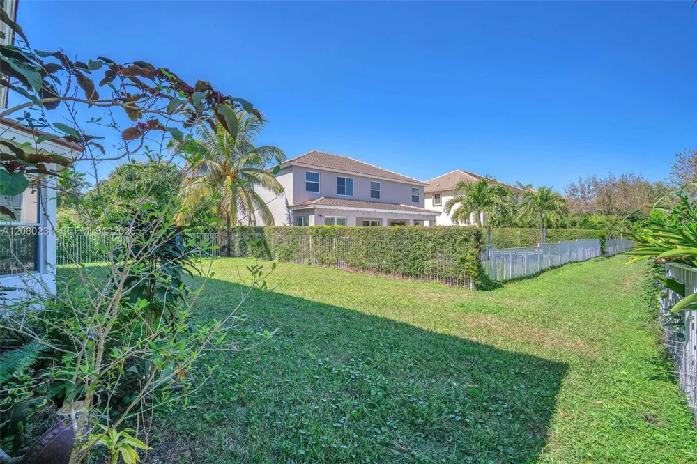 9345 Madewood Ct West Palm Beach, FL 33411
