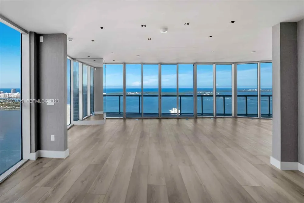 465 Brickell Ave #PH5701 Miami, FL 33131