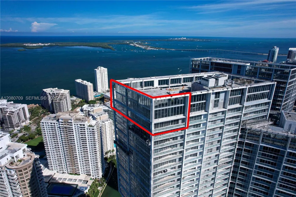 465 Brickell Ave #PH5701 Miami, FL 33131
