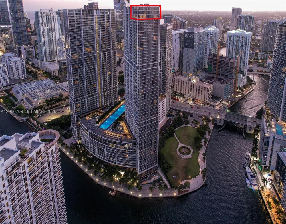 465 Brickell Ave #PH5701 Miami, FL 33131