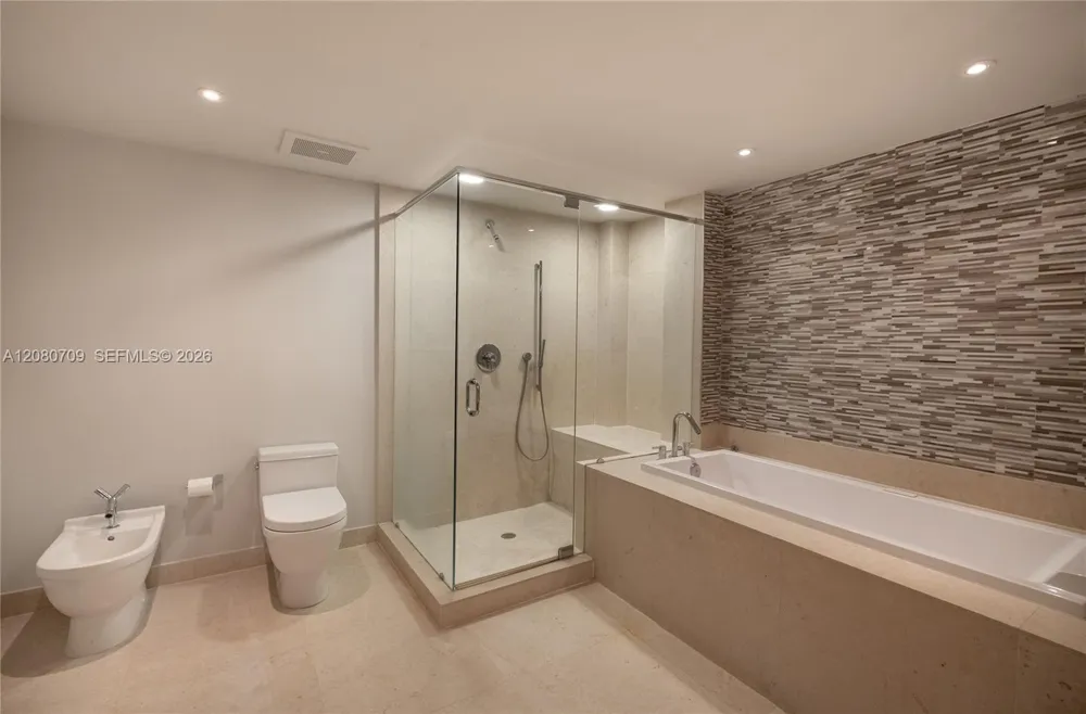 465 Brickell Ave #PH5701 Miami, FL 33131