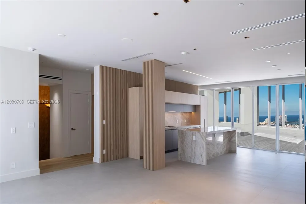 465 Brickell Ave #PH5701 Miami, FL 33131