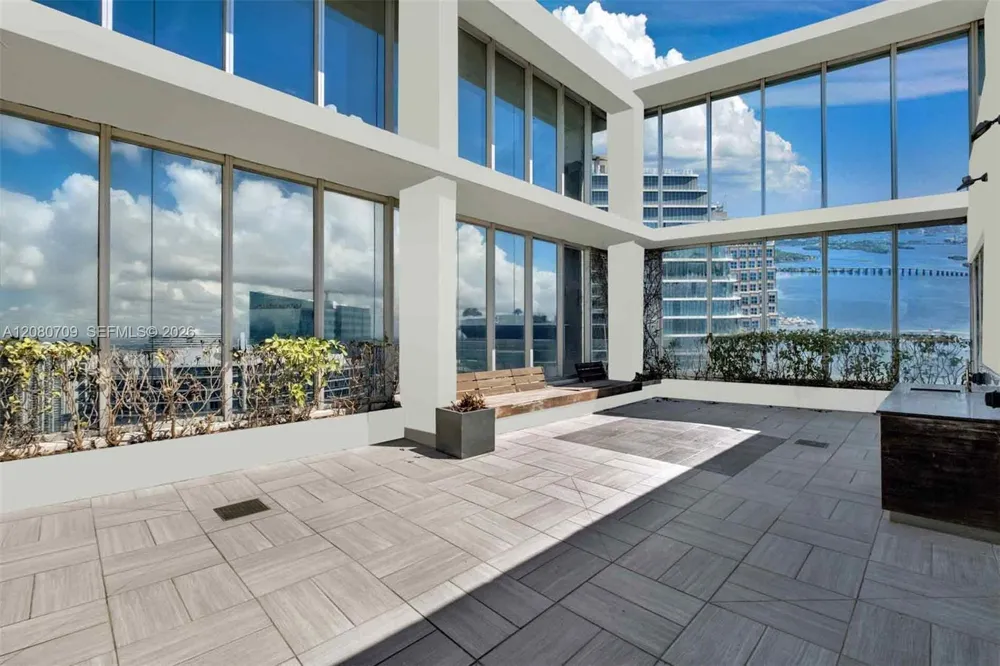 465 Brickell Ave #PH5701 Miami, FL 33131