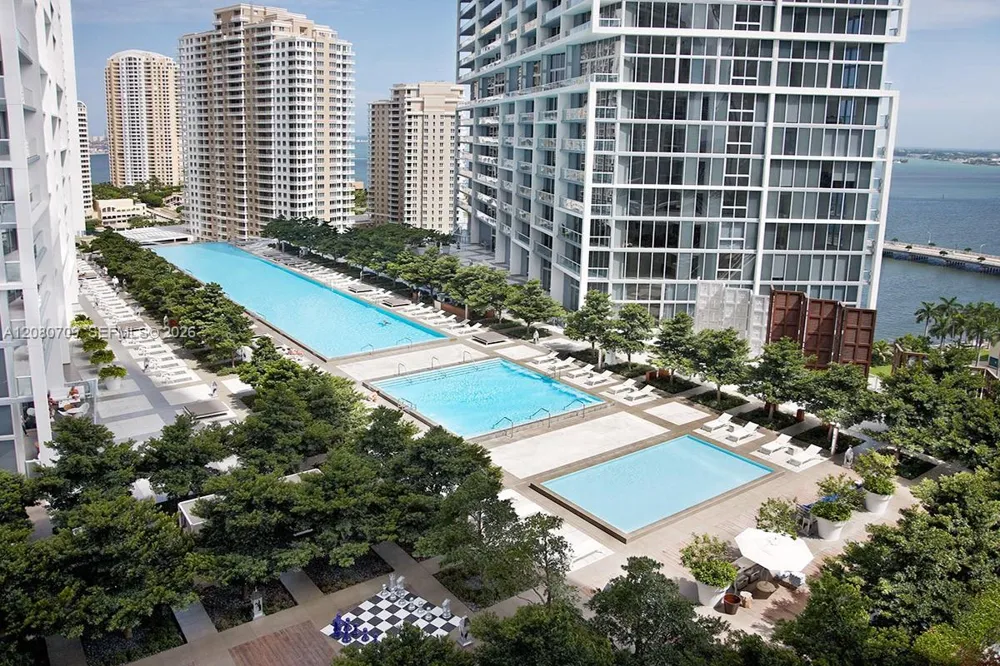 465 Brickell Ave #PH5701 Miami, FL 33131