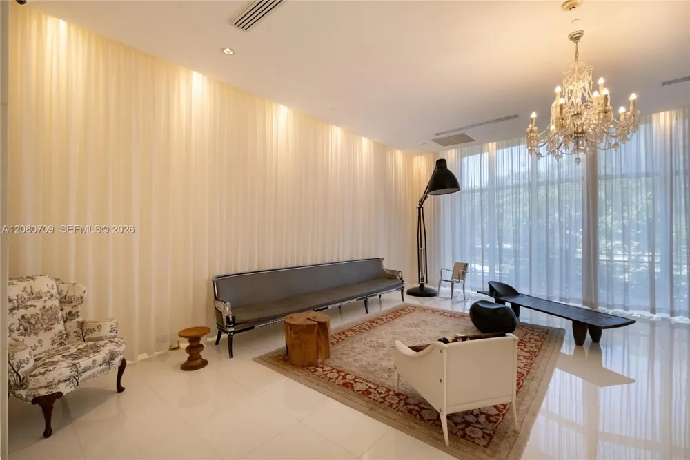 465 Brickell Ave #PH5701 Miami, FL 33131