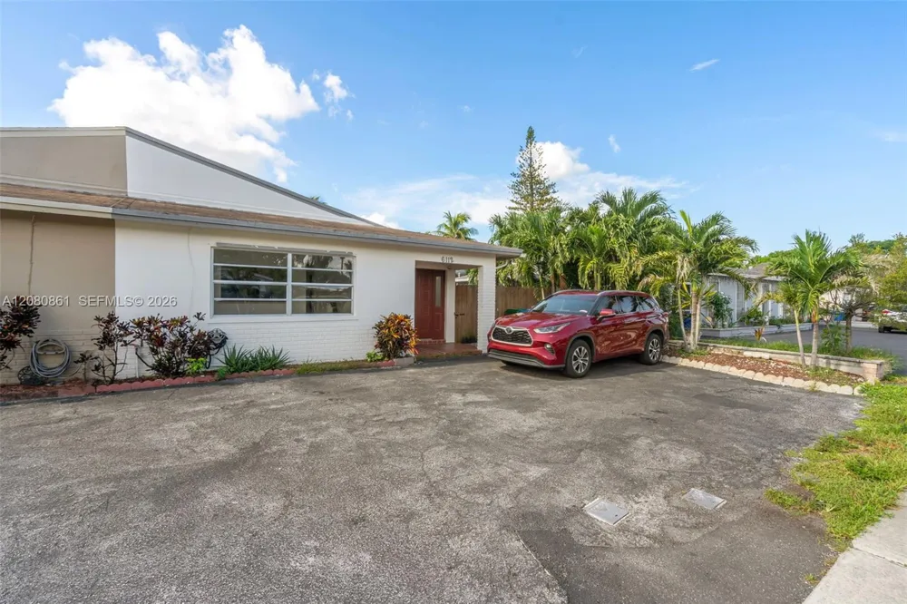 6112 SW 3rd St #2 Margate, FL 33068