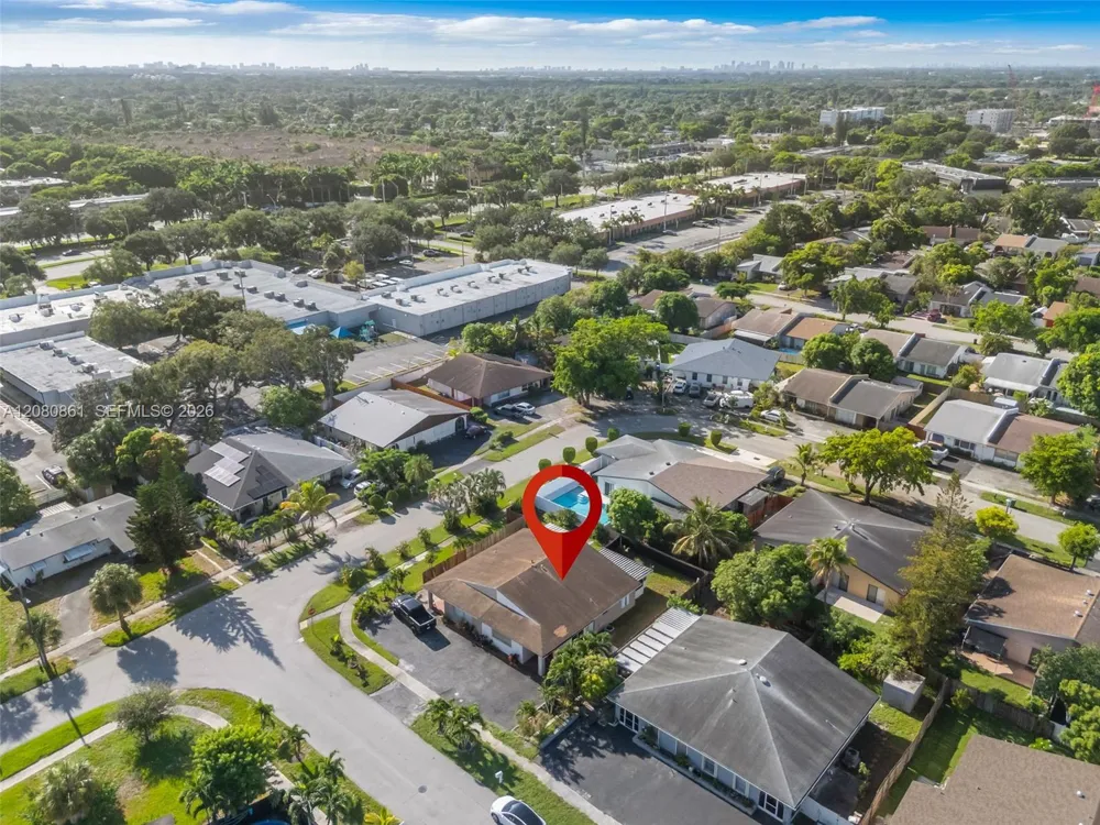 6112 SW 3rd St #2 Margate, FL 33068