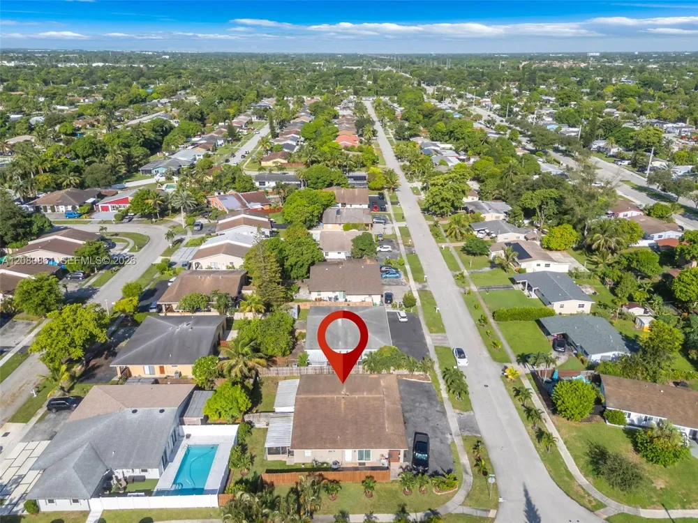 6112 SW 3rd St #2 Margate, FL 33068