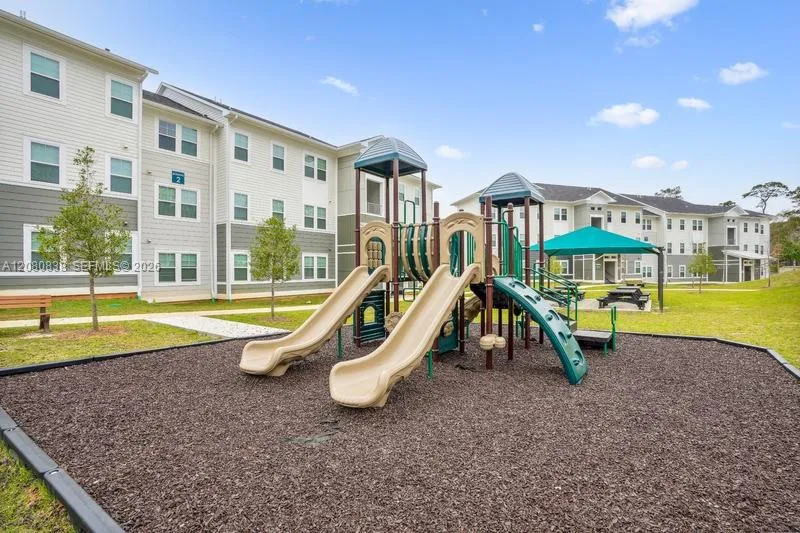 821 E Magnolia Drive #1113 Tallahassee, FL 32301