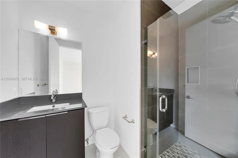 3253 Mcdonald St #3253 Miami, FL 33133
