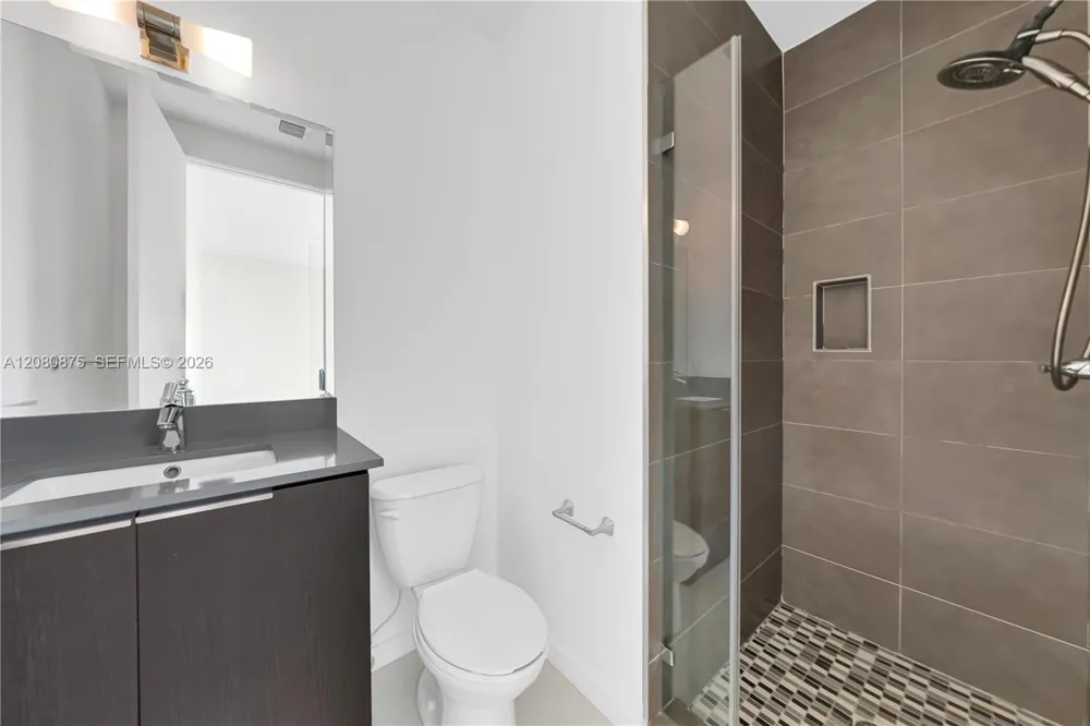 3253 Mcdonald St #3253 Miami, FL 33133