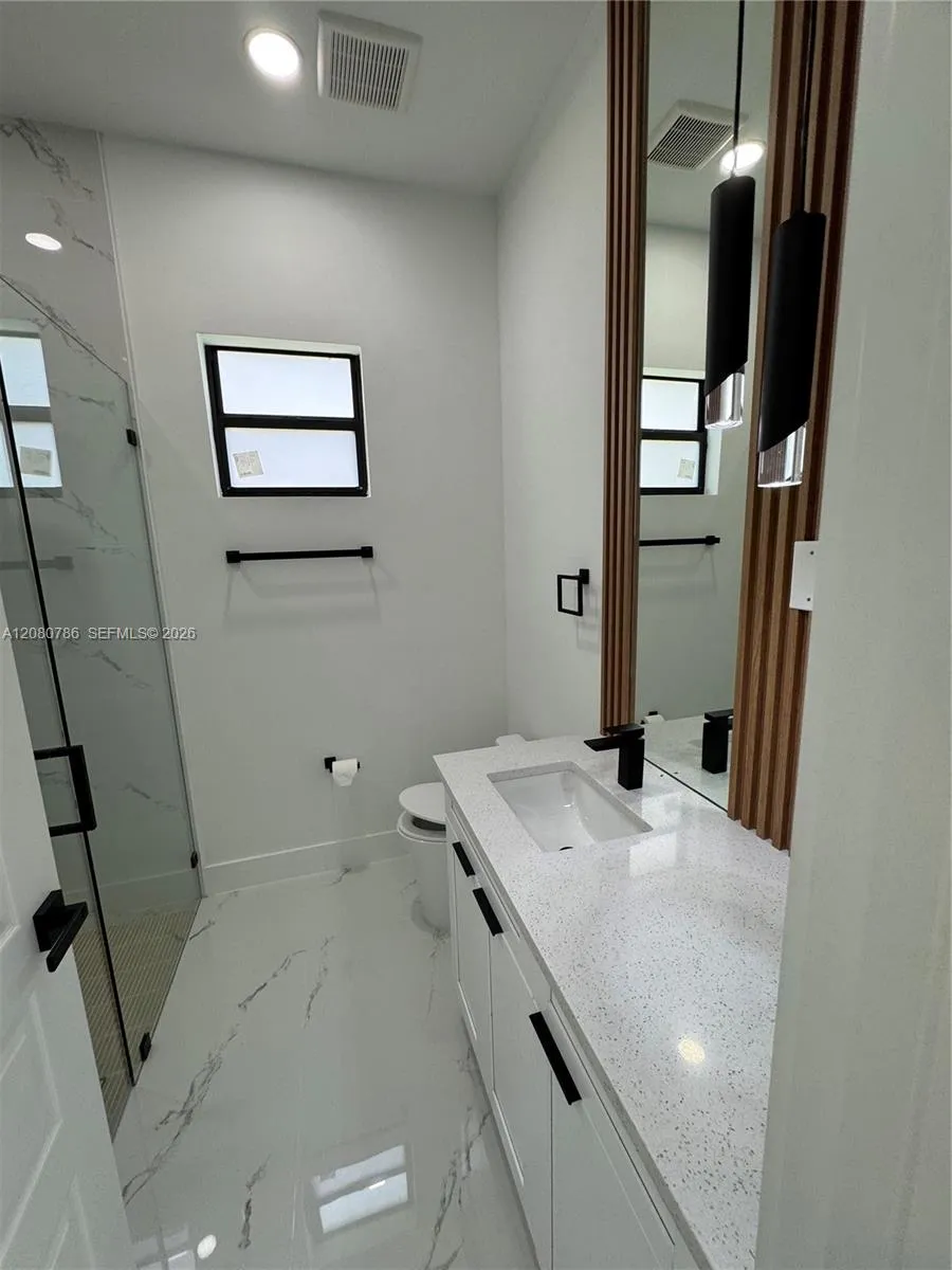 842 Nina Ave Lehigh Acres, FL 33974