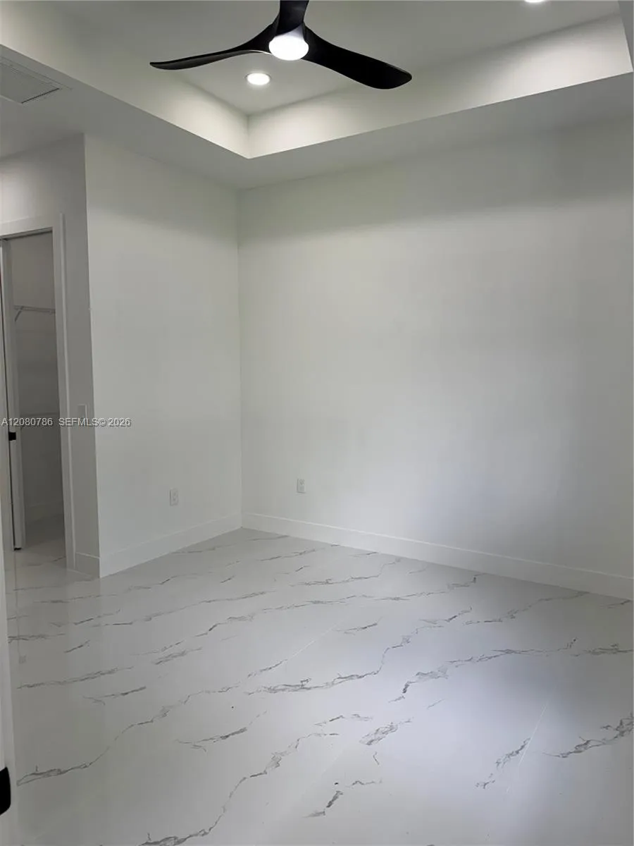842 Nina Ave Lehigh Acres, FL 33974