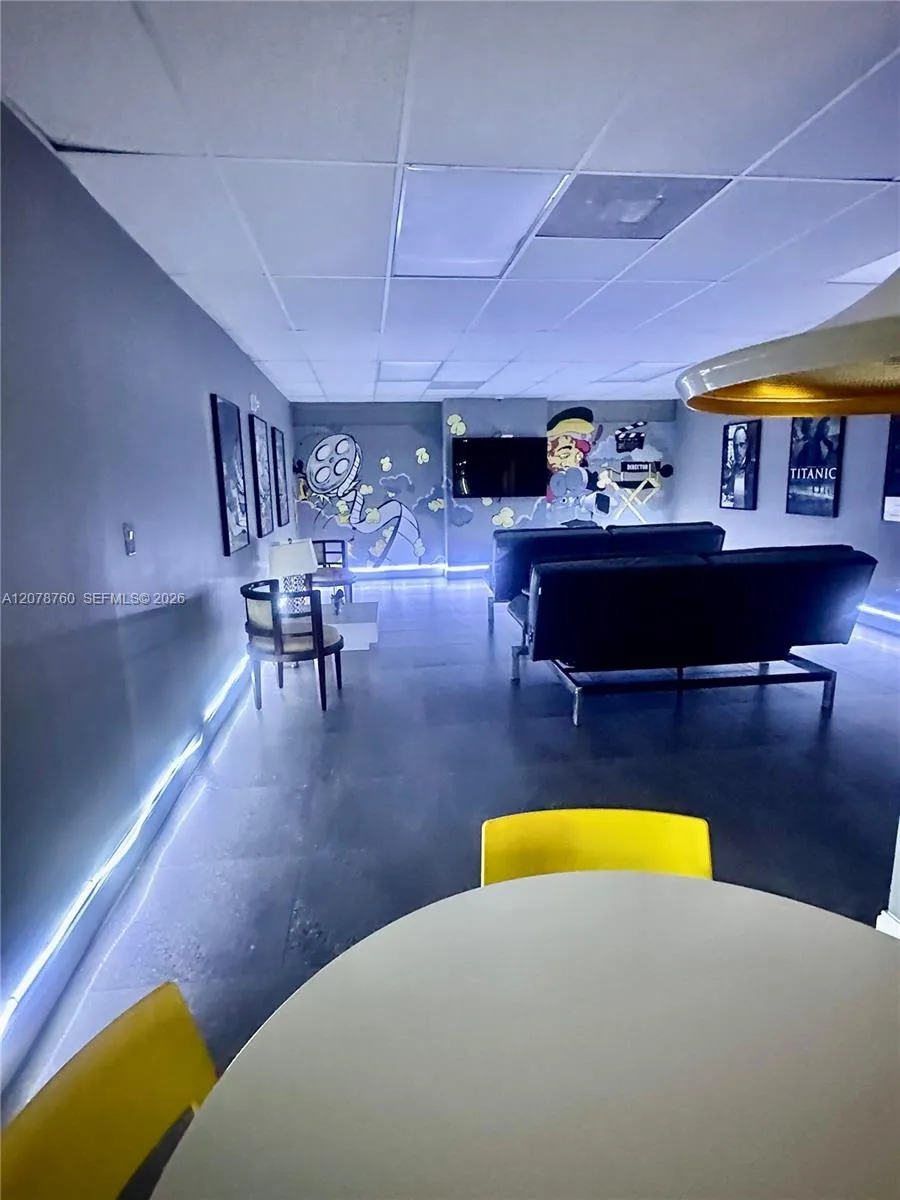 200 Leslie Dr #1023 Hallandale Beach, FL 33009