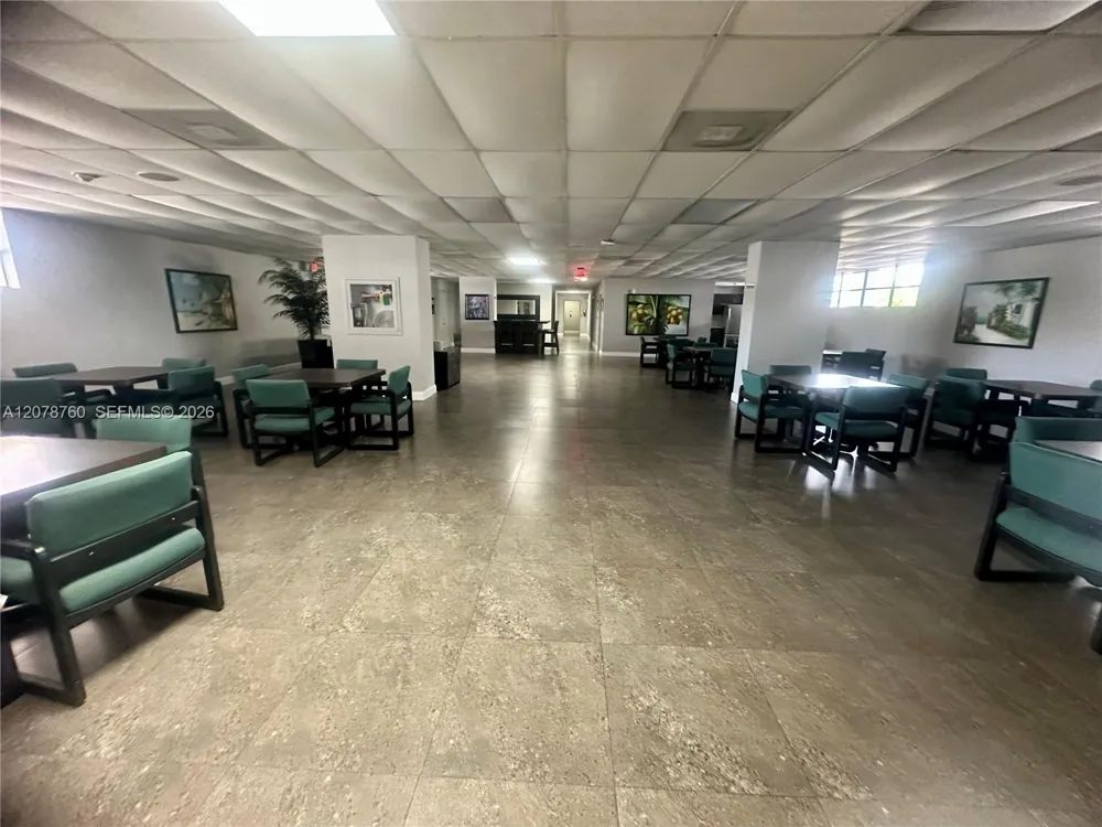 200 Leslie Dr #1023 Hallandale Beach, FL 33009