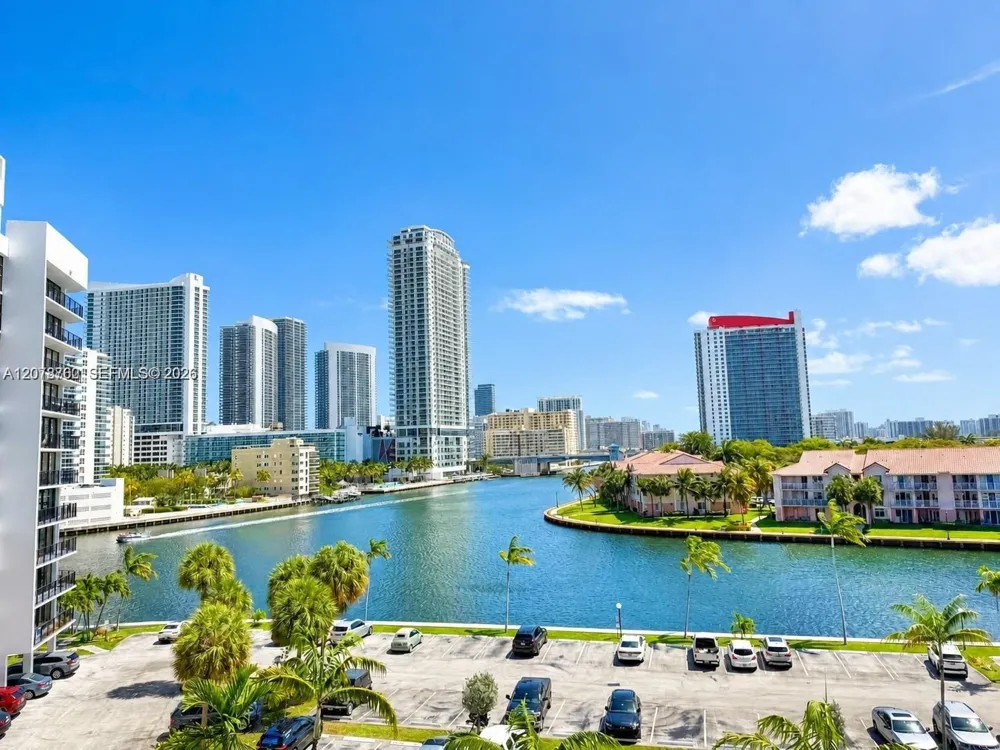 200 Leslie Dr #1023 Hallandale Beach, FL 33009