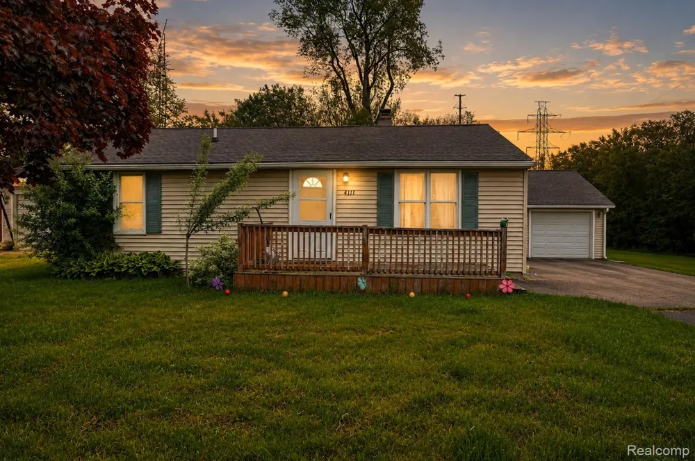 4111 Risedorph Street Burton City, MI 48509