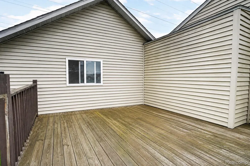 4111 Risedorph Street Burton City, MI 48509