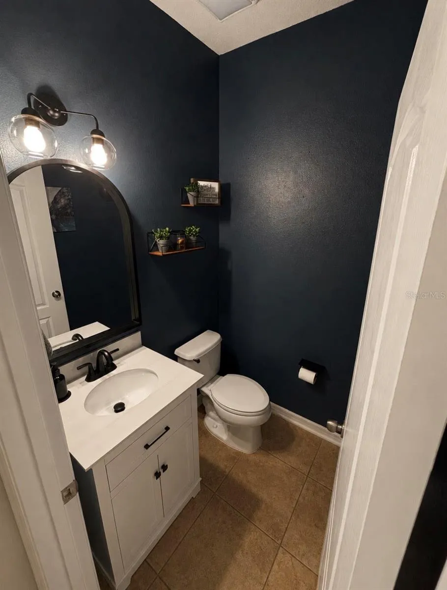 1518 RHODESWELL LANE Dover, FL 33527