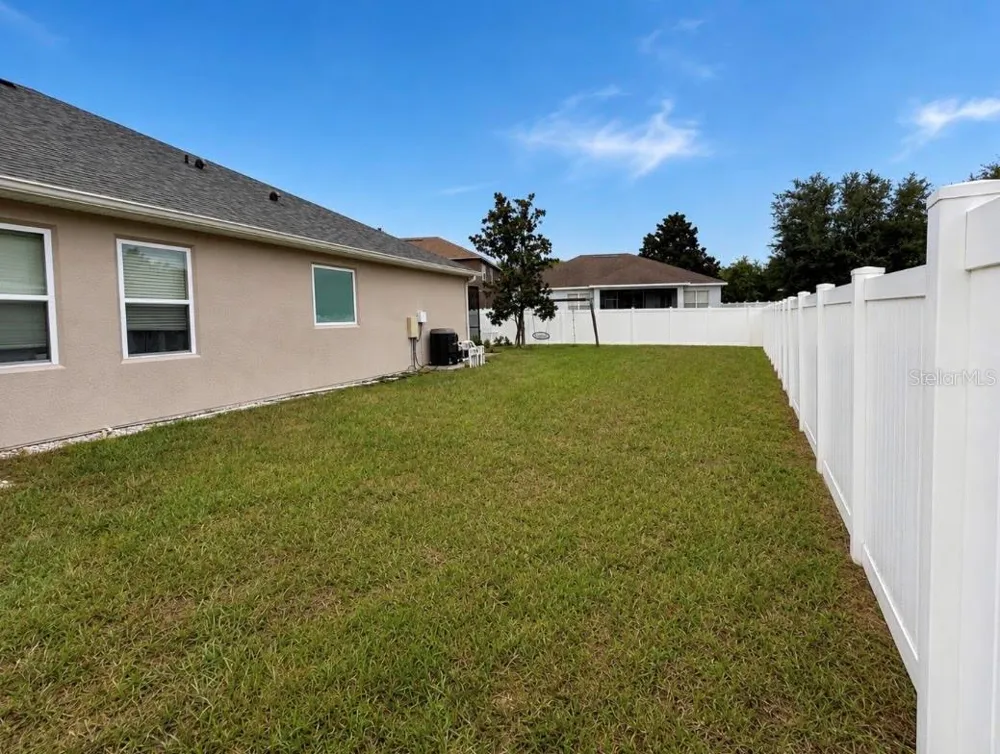 1518 RHODESWELL LANE Dover, FL 33527