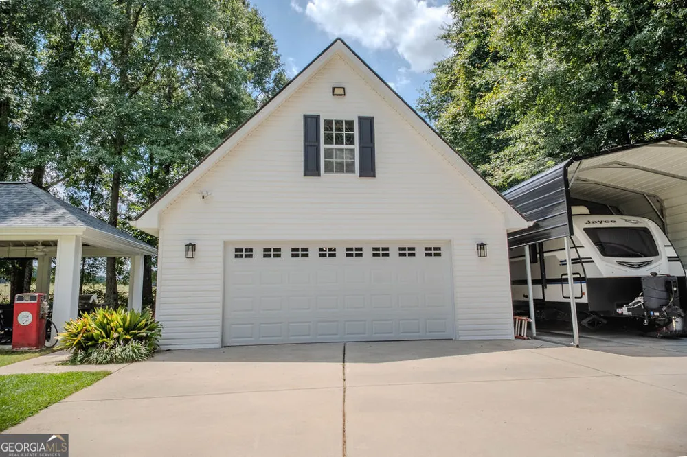 103 T J Harris DR Jenkinsburg, GA 30234