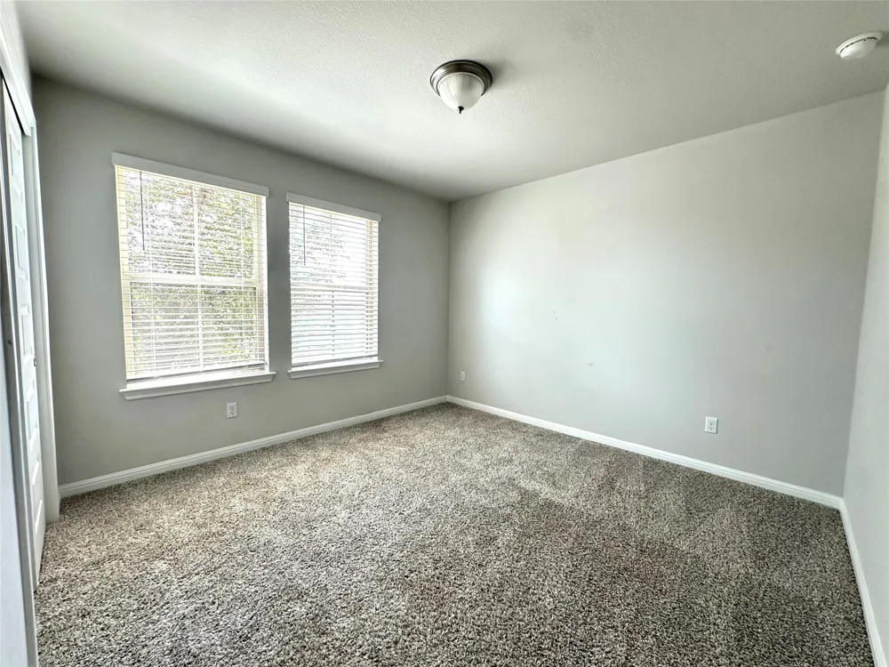 2724 Stone Branch Drive Leander, TX 78641