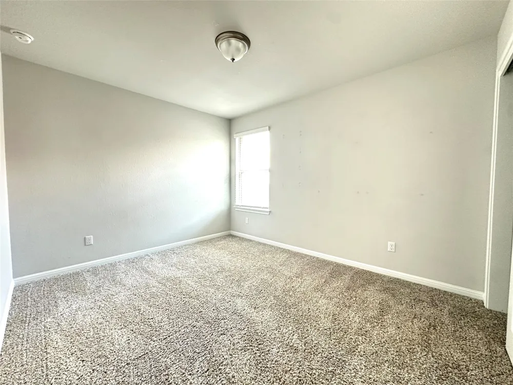 2724 Stone Branch Drive Leander, TX 78641