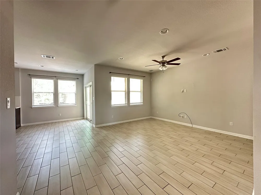2724 Stone Branch Drive Leander, TX 78641