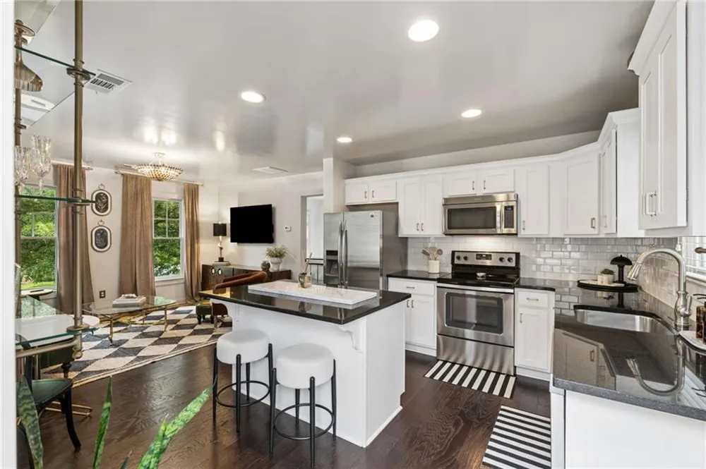 7040 Vickery Creek Road Cumming, GA 30040