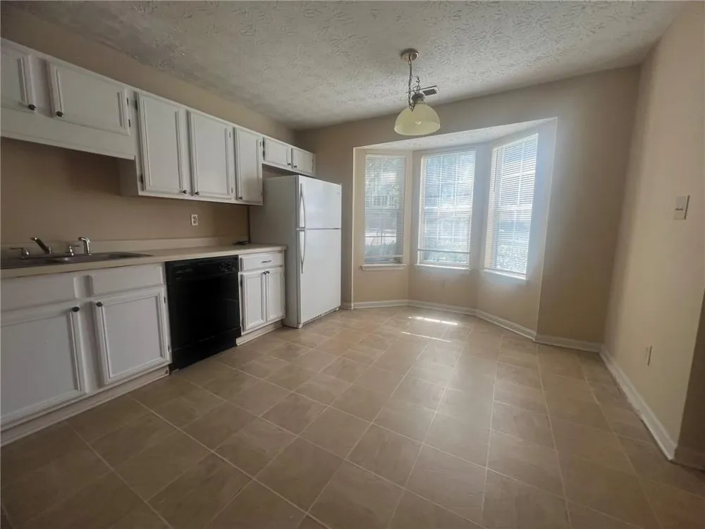 1033 Plantation Way NW Kennesaw, GA 30144