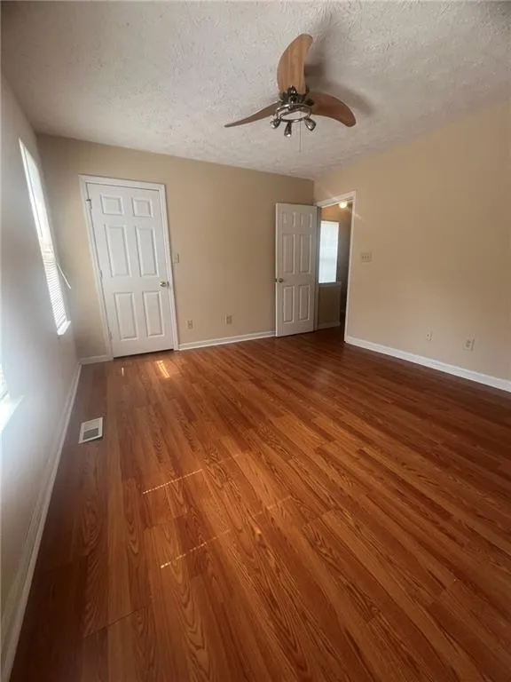 1033 Plantation Way NW Kennesaw, GA 30144