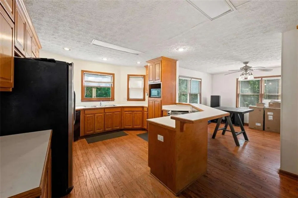 558 Auburn Road Auburn, GA 30011